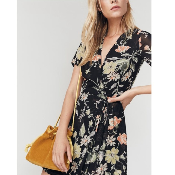 ❌SOLD❌ Reformation Dime Dress - Picture 2 of 6